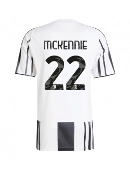 Juventus Weston McKennie #22 Replika Hemmakläder 2025-26 Kortärmad